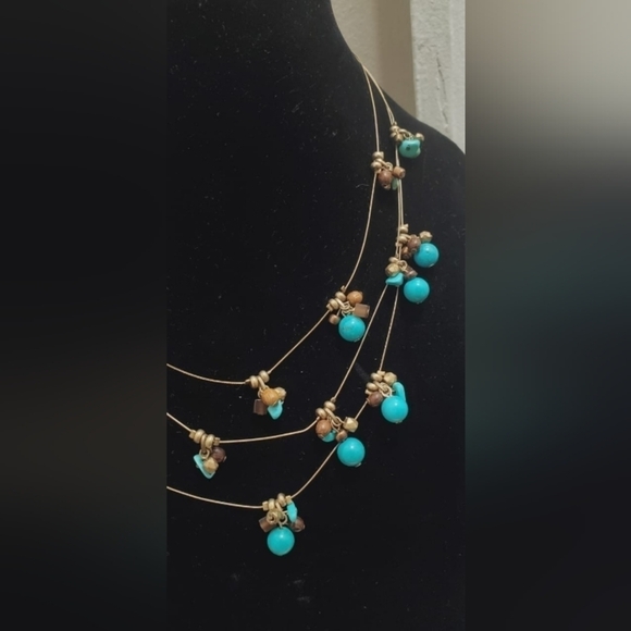 Multilayered Turquoise Blue Necklace.🌴 - Picture 7 of 8